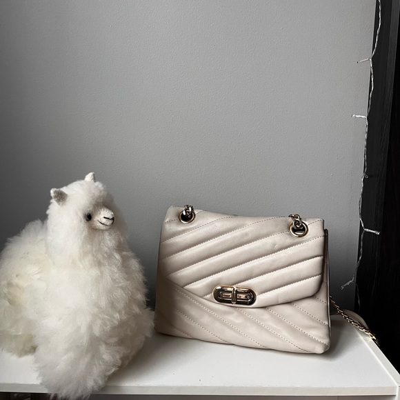 Chain bag - Picture 1 of 3